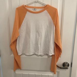 Sunday Best cropped long sleeve raglan tee sz L
